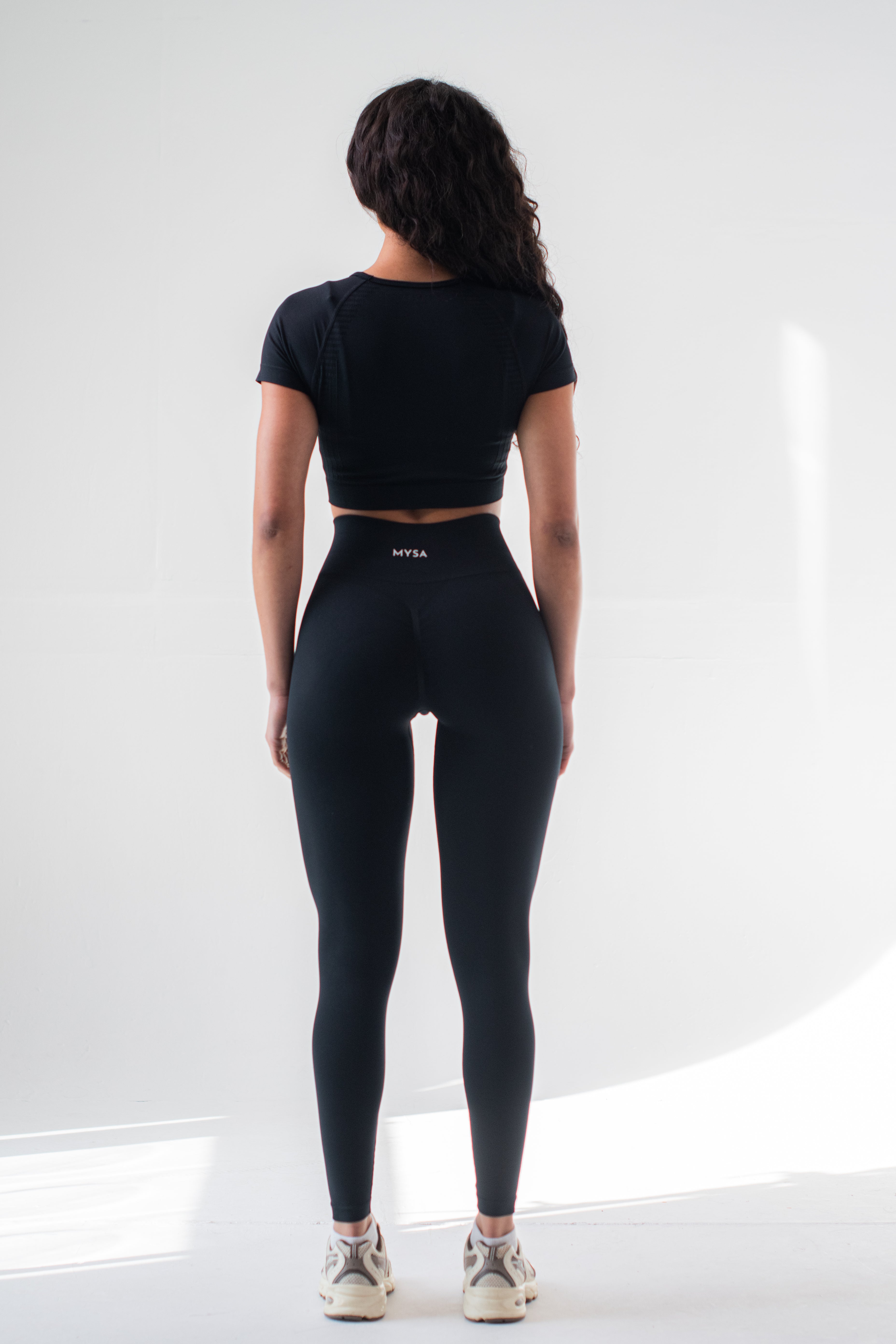 Black Motion SS Crop Top